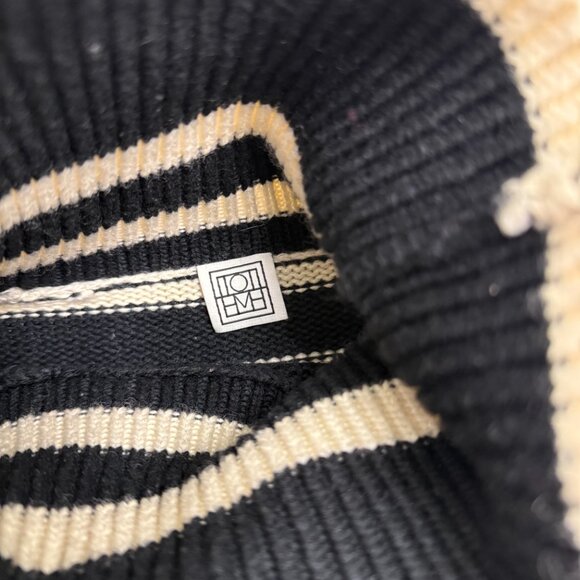Toteme Signature Stripe Knitted Jumper - Picture 4 of 4